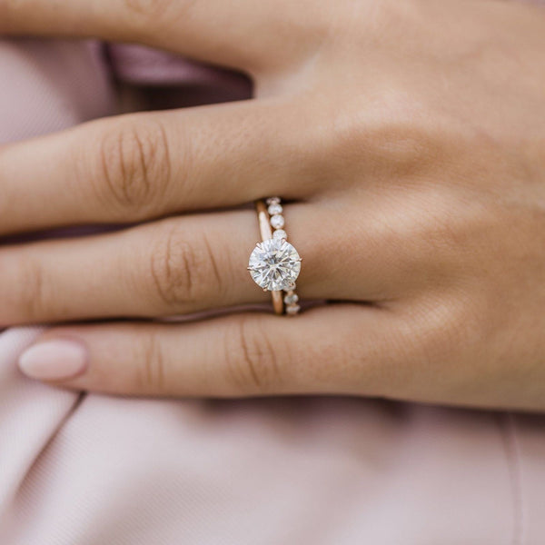 Best Engagement Ring Styles for Couples Looking for Timeless Elegance